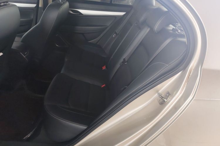 GEELY Emgrand 2018 immagine di auto #10