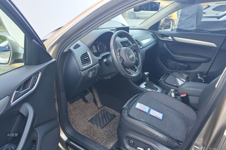 Audi Q3 2018 #18 Audi Q3 2018 car image #18