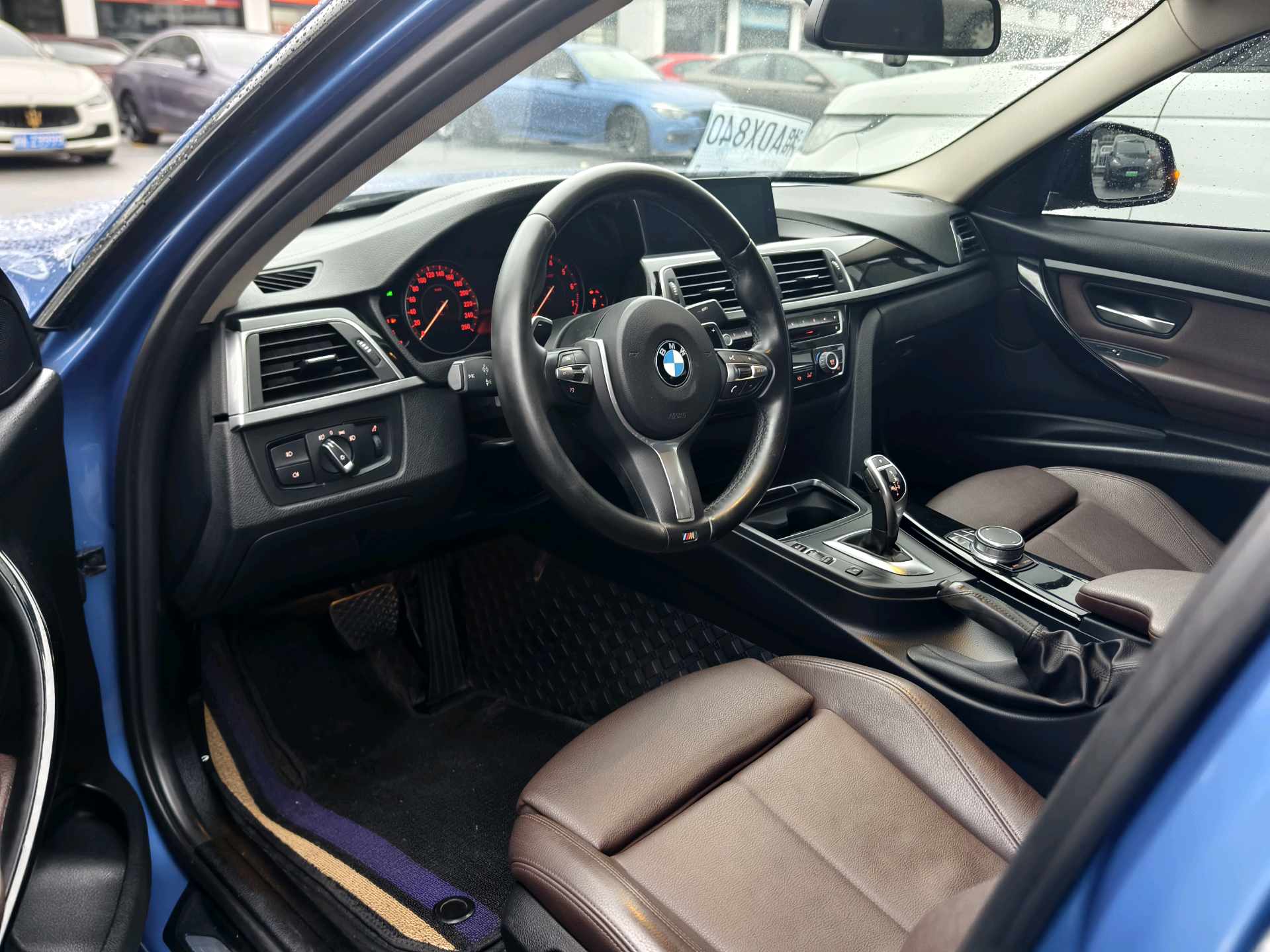 BMW 3 Series 2018 car image #3