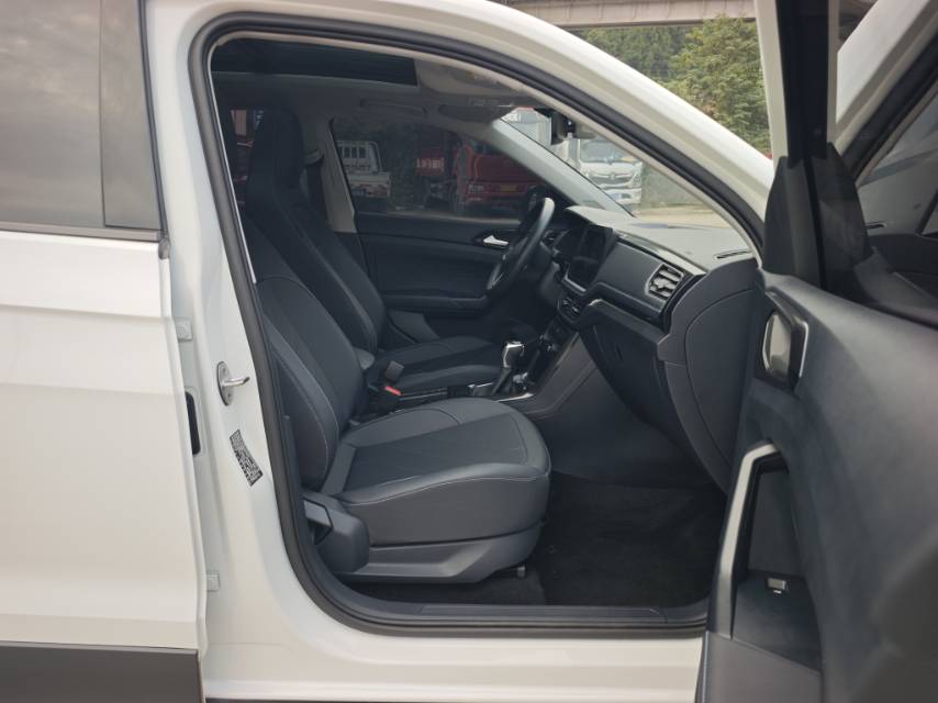 Volkswagen Tharu 2025 #6 Volkswagen Tharu 2025 car image #6