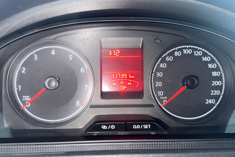 Volkswagen Santana 2016 car image #8