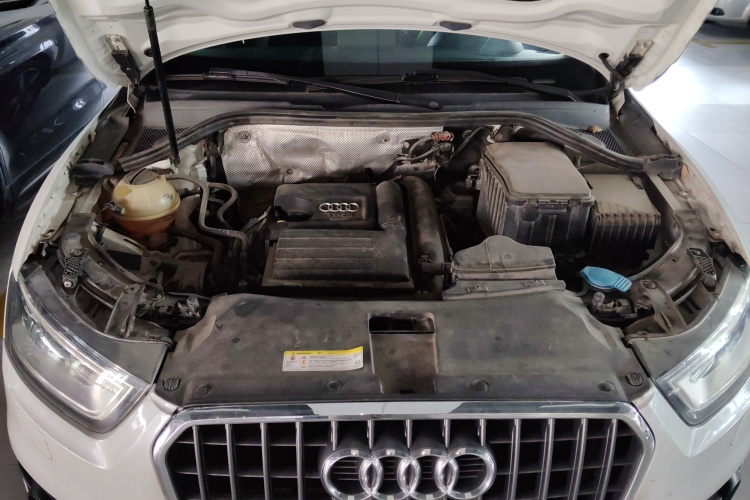 Audi Q3 2015 #20 Audi Q3 2015 car image #20