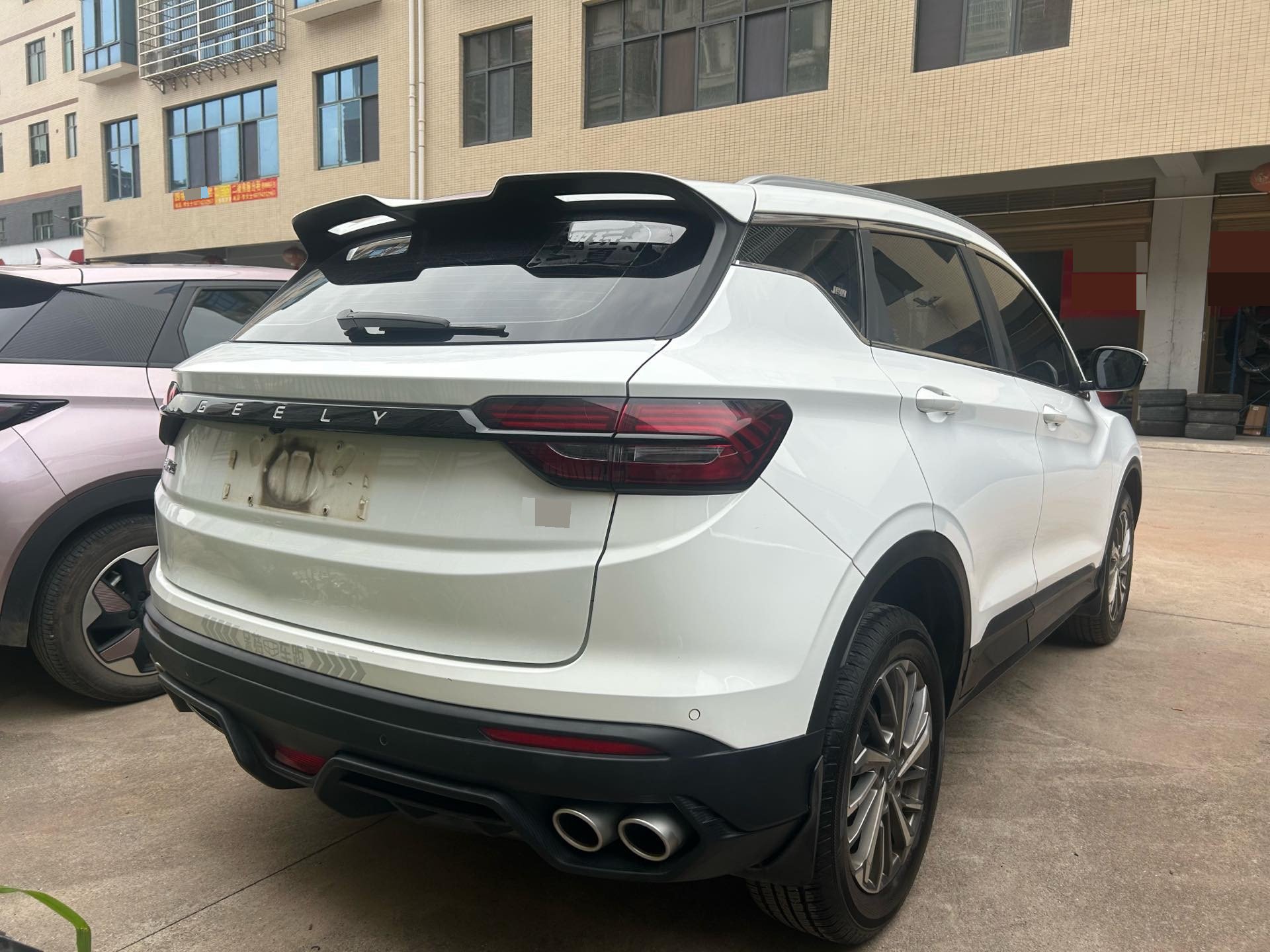 GEELY Coolray 2022 image de voiture #3