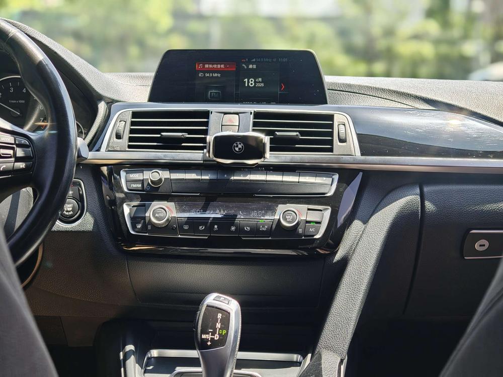 BMW 3 Series 2017 #6 BMW 3 Series 2017 immagine di auto #6