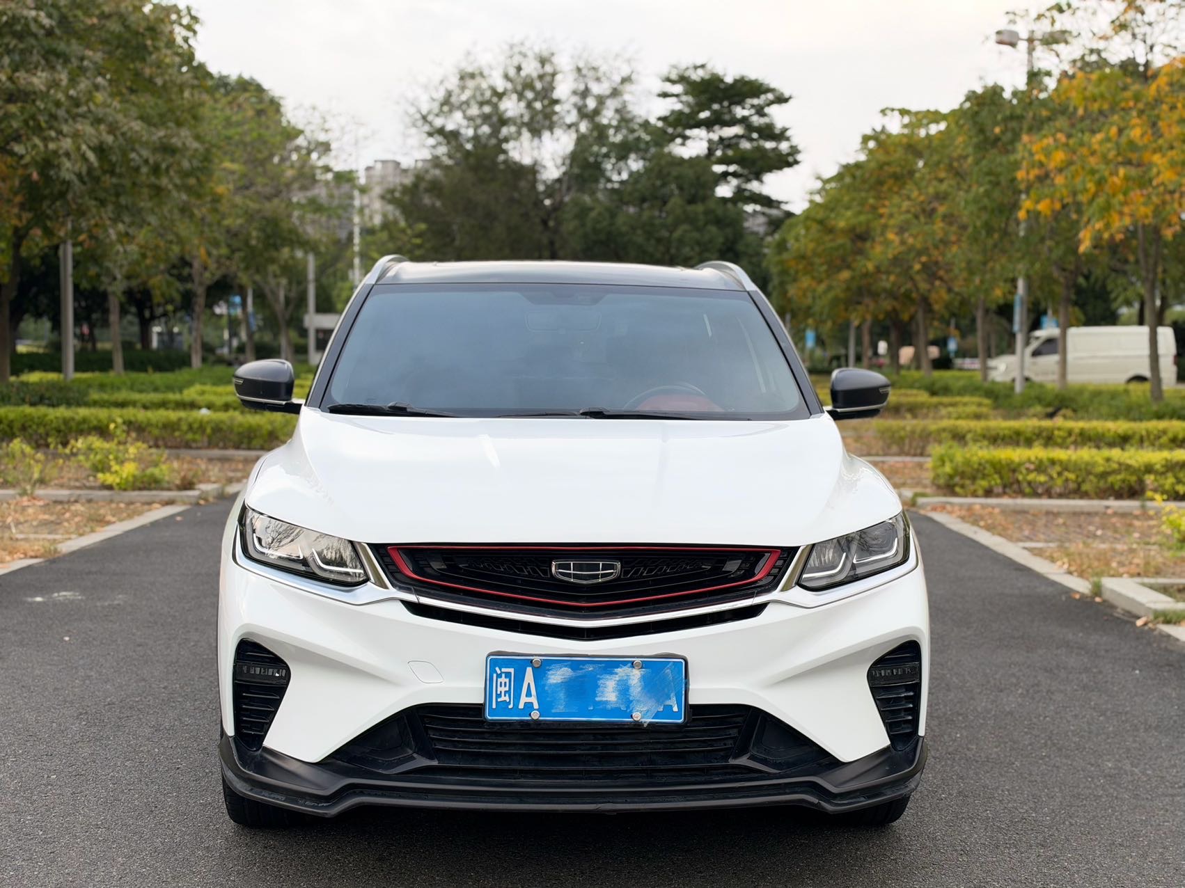 GEELY Coolray 2019 car image #3