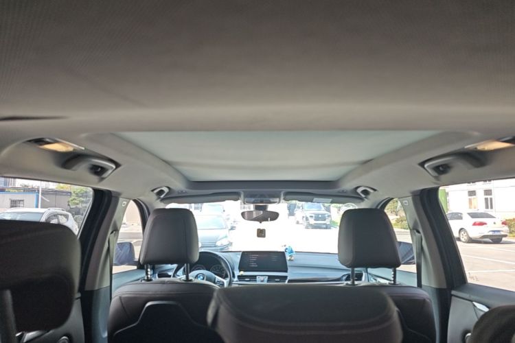 BMW X1 2022 #18 BMW X1 2022 صورة سيارة #18