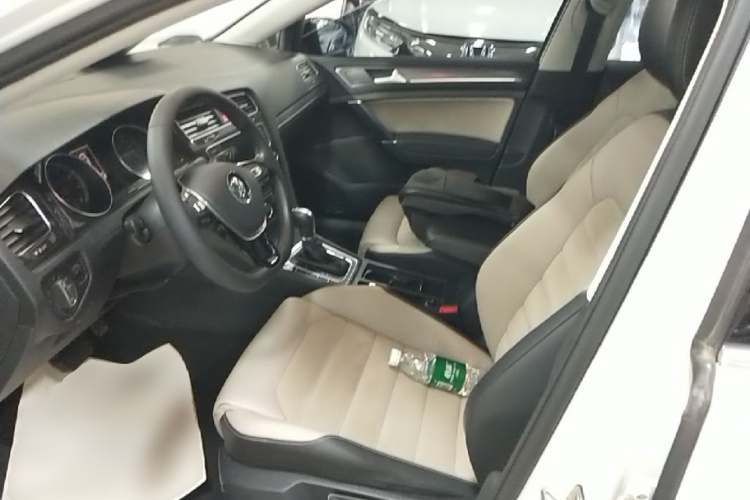 Volkswagen Golf 2017 #15 Volkswagen Golf 2017 car image #15