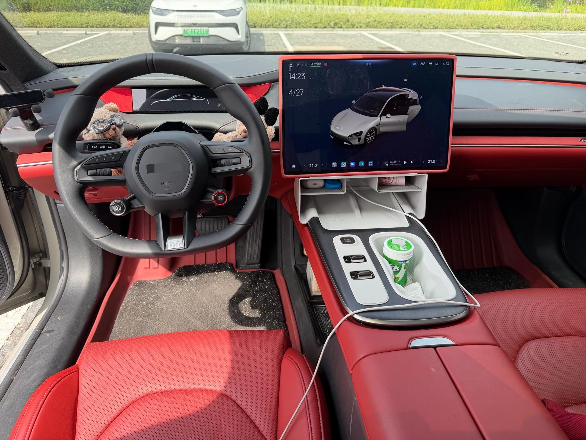 MI SU7 2024 car image #10