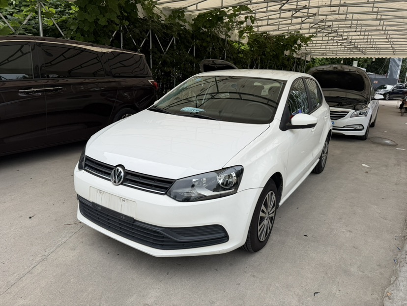 Volkswagen Polo 2018 car image 