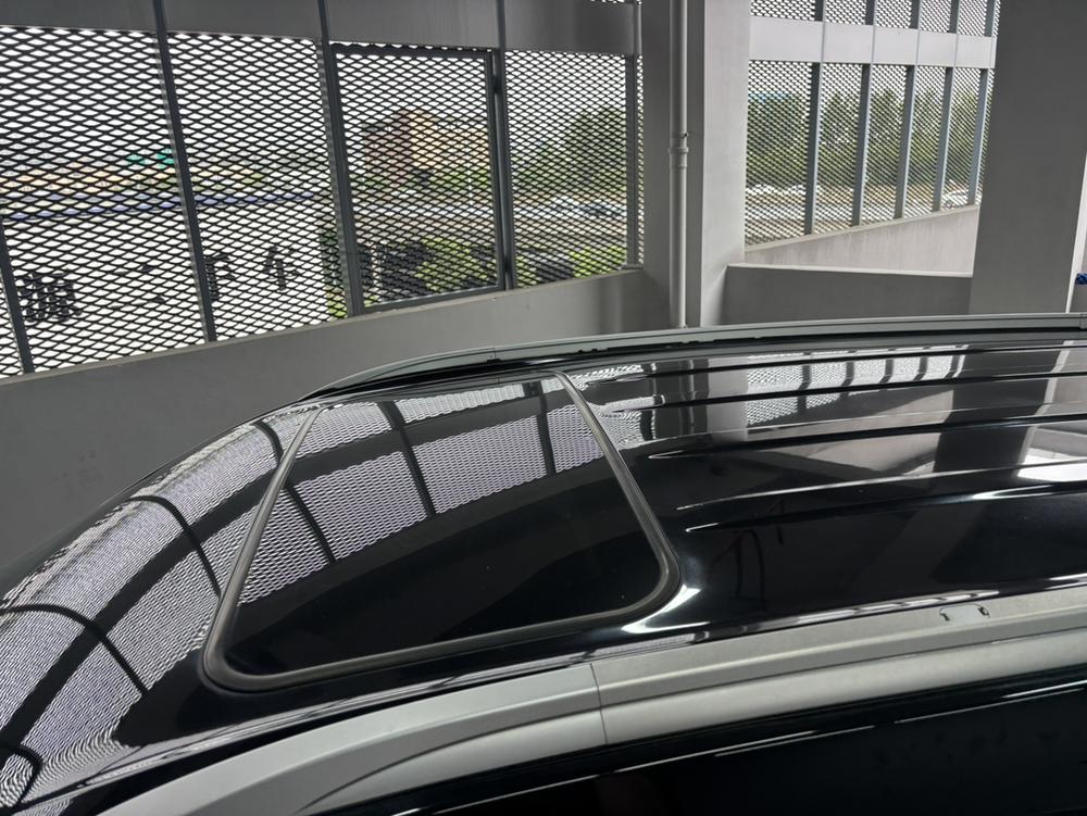 2020 car image #10
