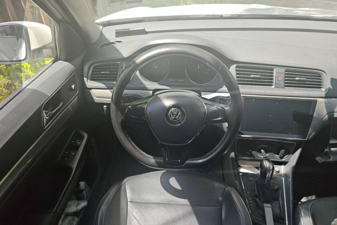 Volkswagen Lavida 2016 car image #22