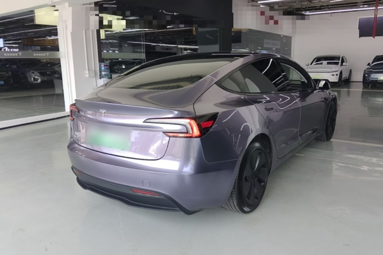 Tesla Model 3 2023 #5 Tesla Model 3 2023 car image #5