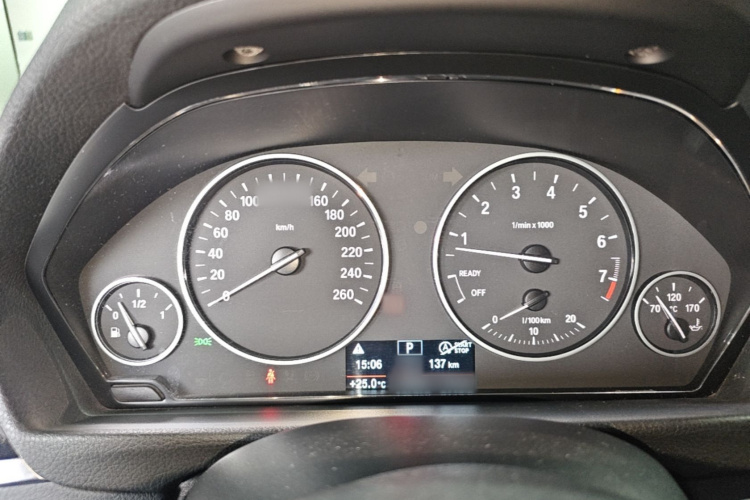 BMW 3 Series 2017 #15 BMW 3 Series 2017 car image #15