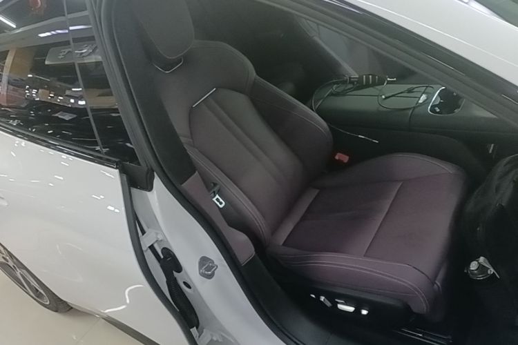 2026 #21 2026 immagine di auto #21