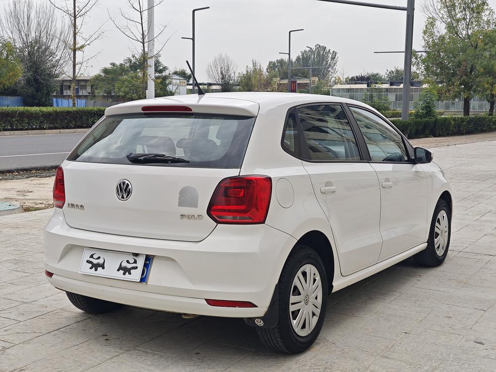 Volkswagen Polo 2015 immagine di auto #7