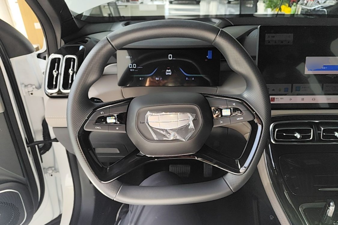 GEELY Boyue L 2026 #16 GEELY Boyue L 2026 car image #16