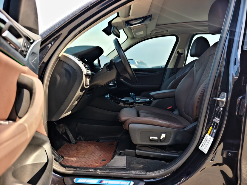 BMW iX3 2022 imagen de coche #9