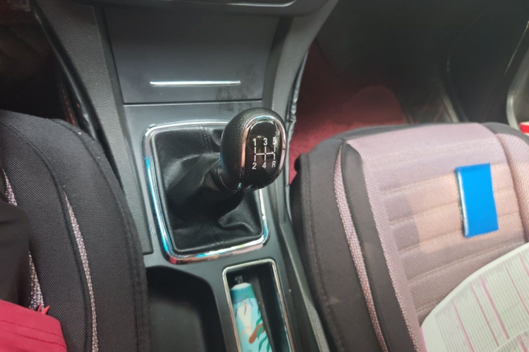 GEELY Emgrand 2017 #18 GEELY Emgrand 2017 car image #18