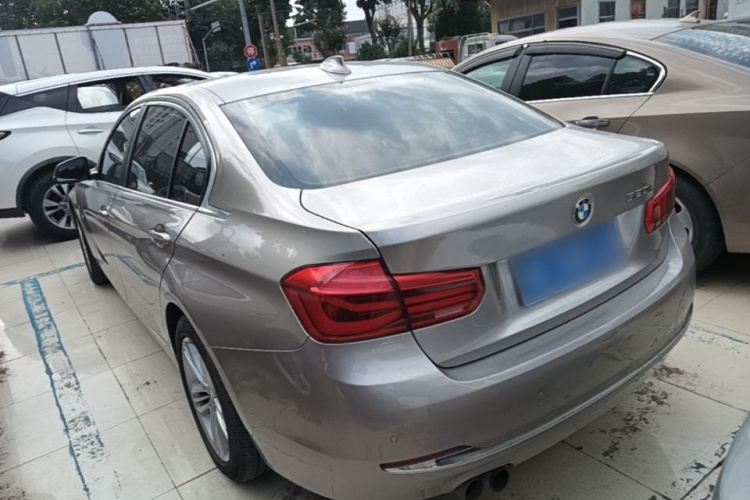 BMW 3 Series 2017 #5 BMW 3 Series 2017 car image #5