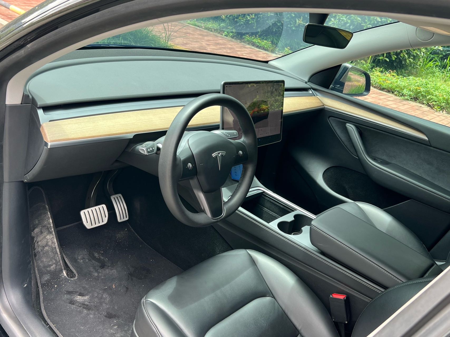 Tesla Model Y 2021 #5 Tesla Model Y 2021 car image #5