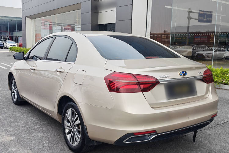 GEELY Emgrand 2019 car image #7