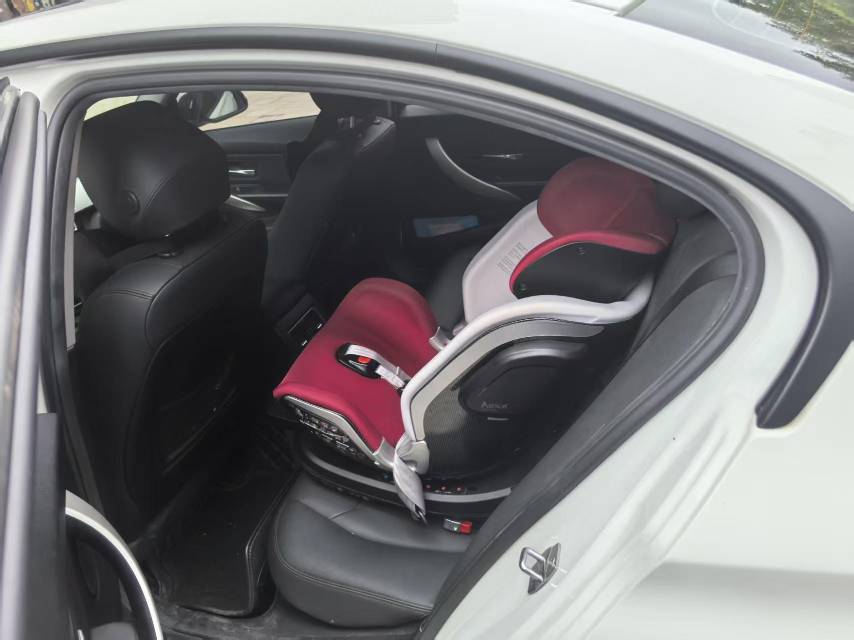 BMW 3 Series 2015 car image #2