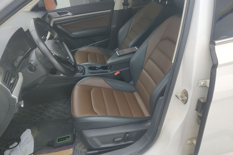 Volkswagen Lavida 2021 car image #15