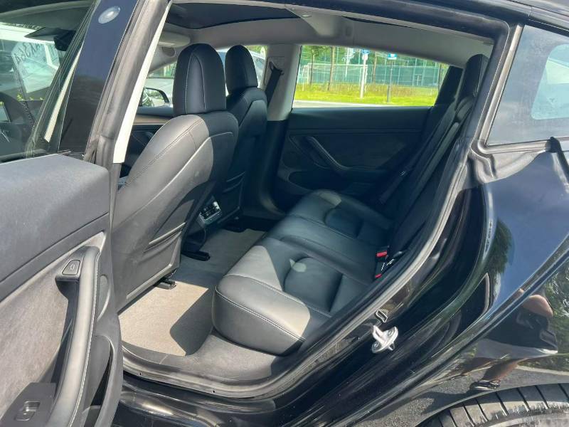 Tesla Model 3 2021 car image #6