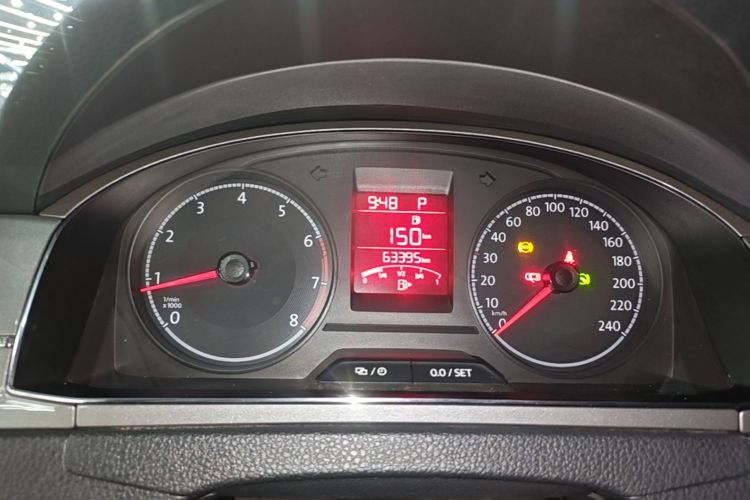 Volkswagen Santana 2018 car image #12