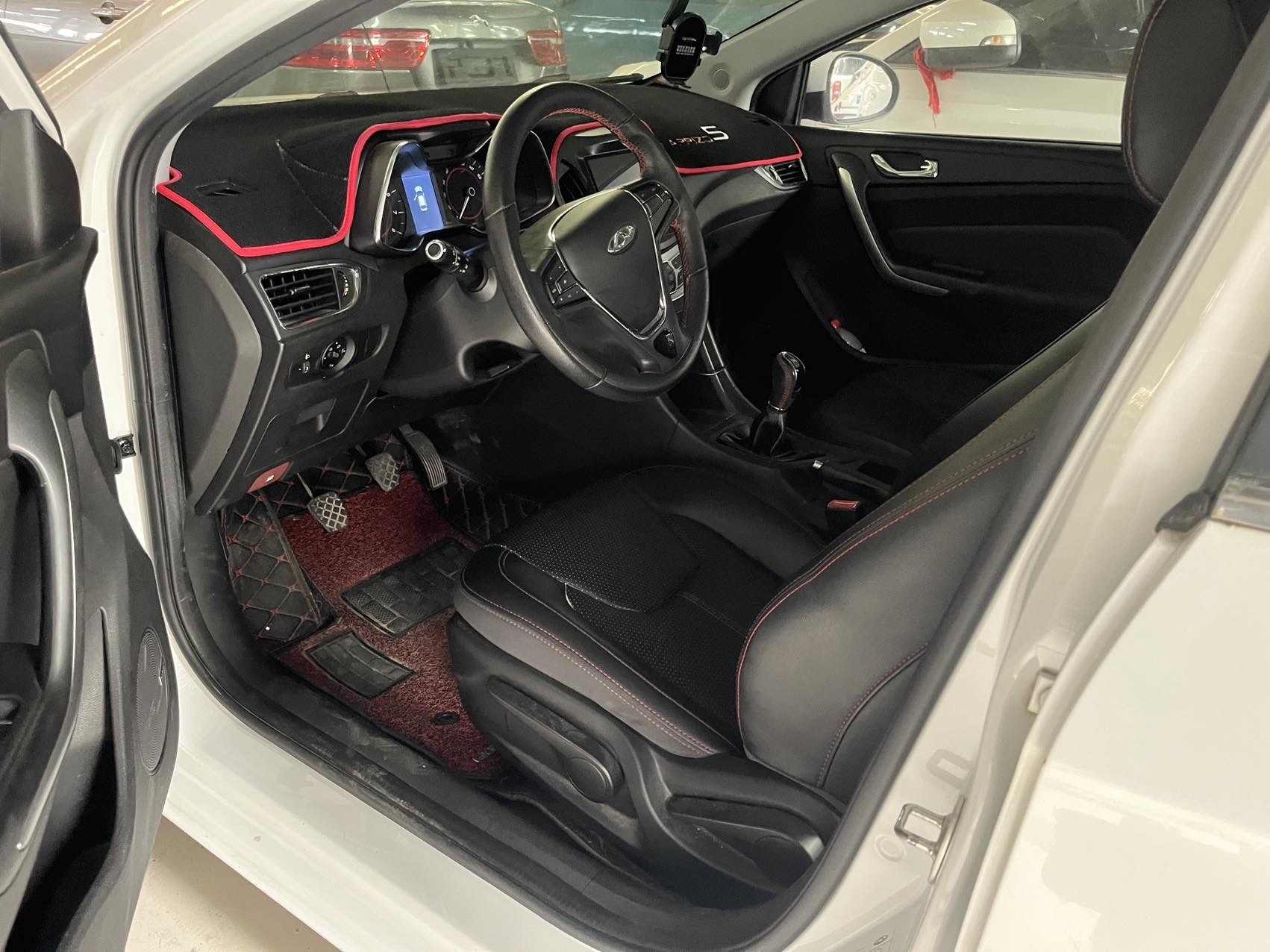 Chery Arrizo 5 2017 car image #3