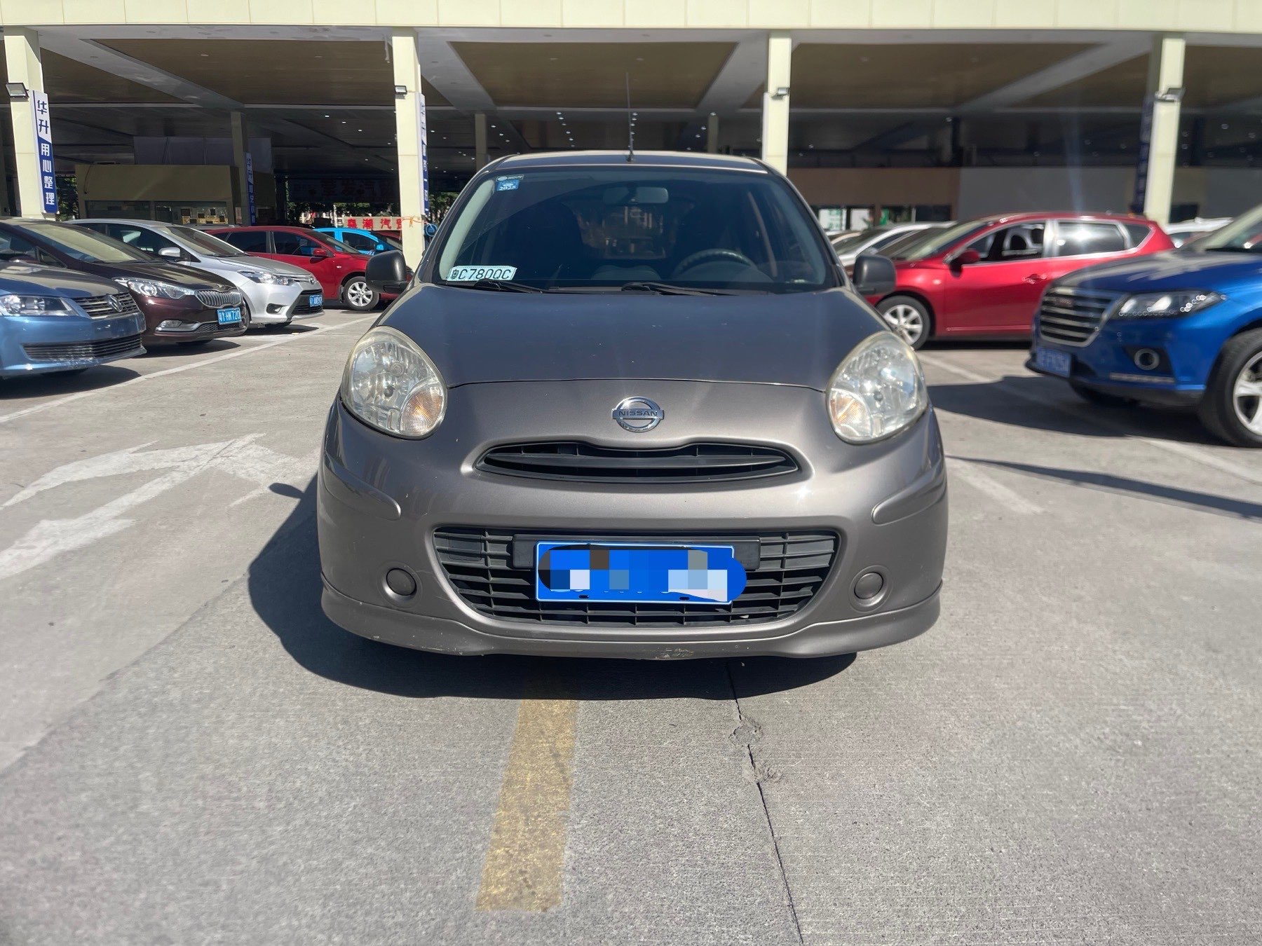 Nissan March 2011 汽车图片 