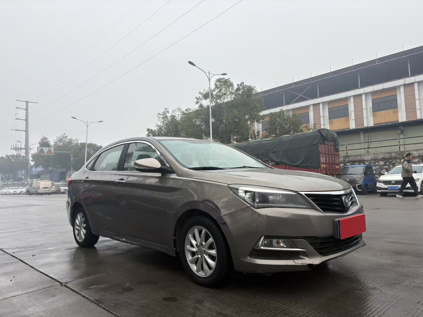 Changan Alsvin V7 2015 car image 