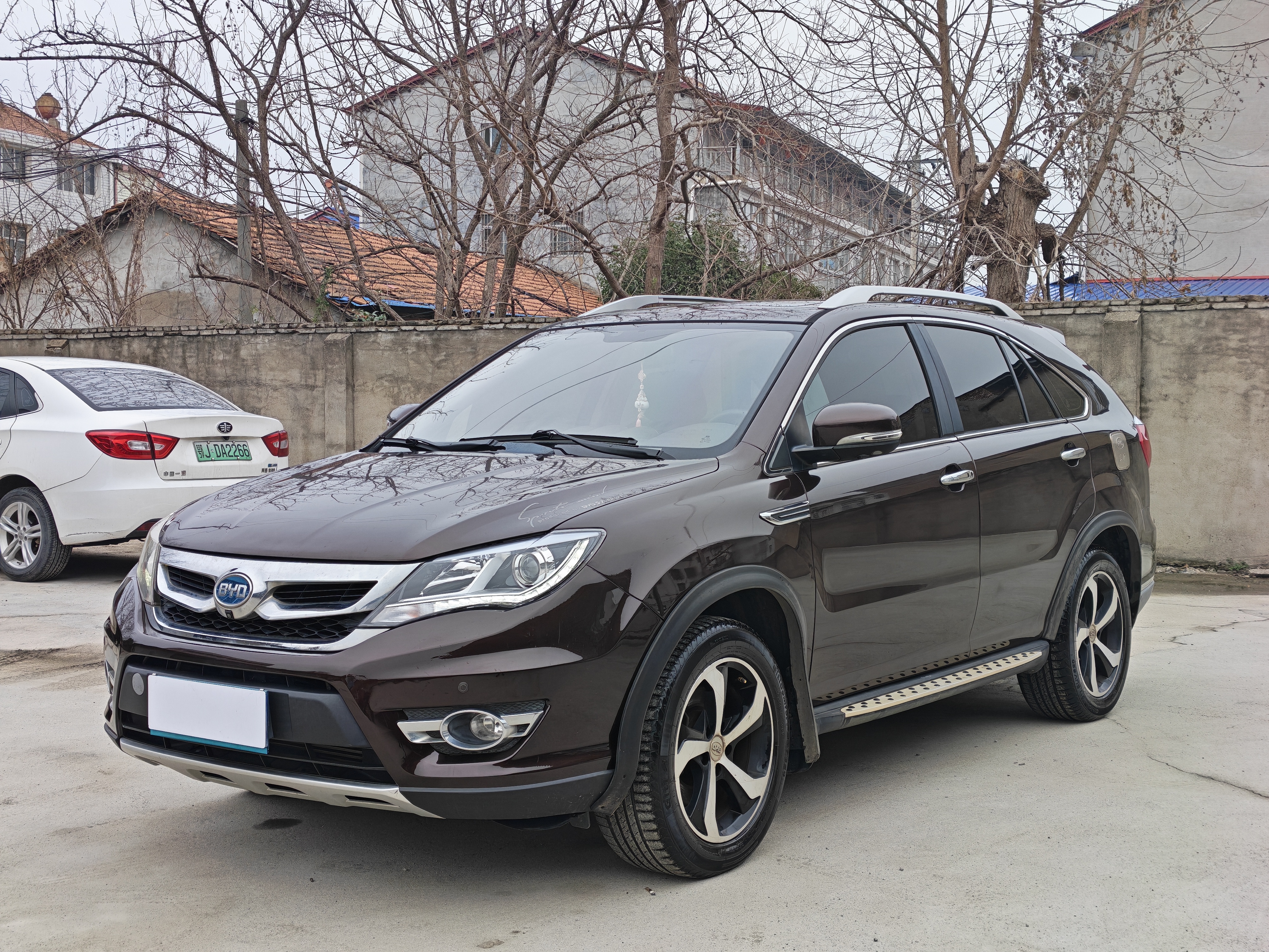 BYD S7 2016 car image 