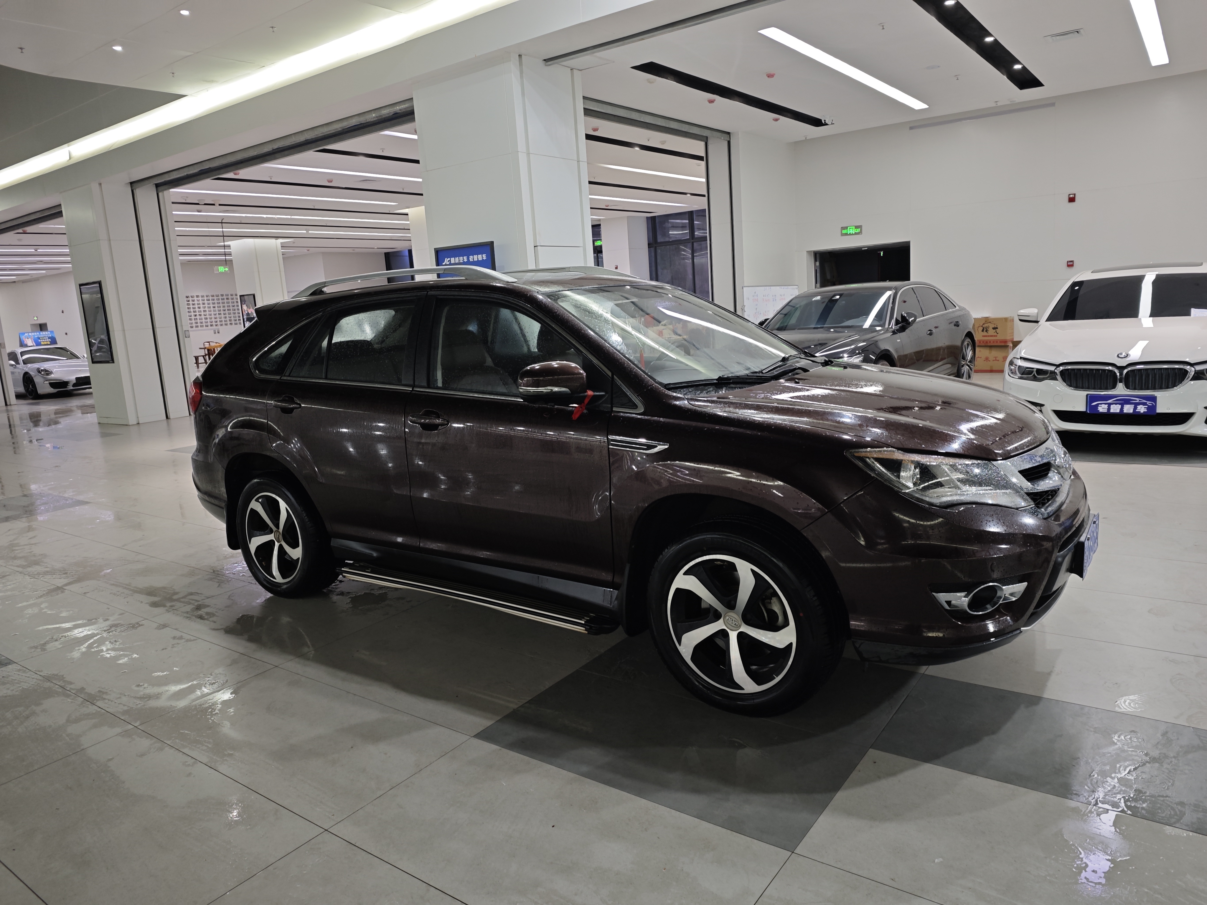 BYD S7 2016 car image 