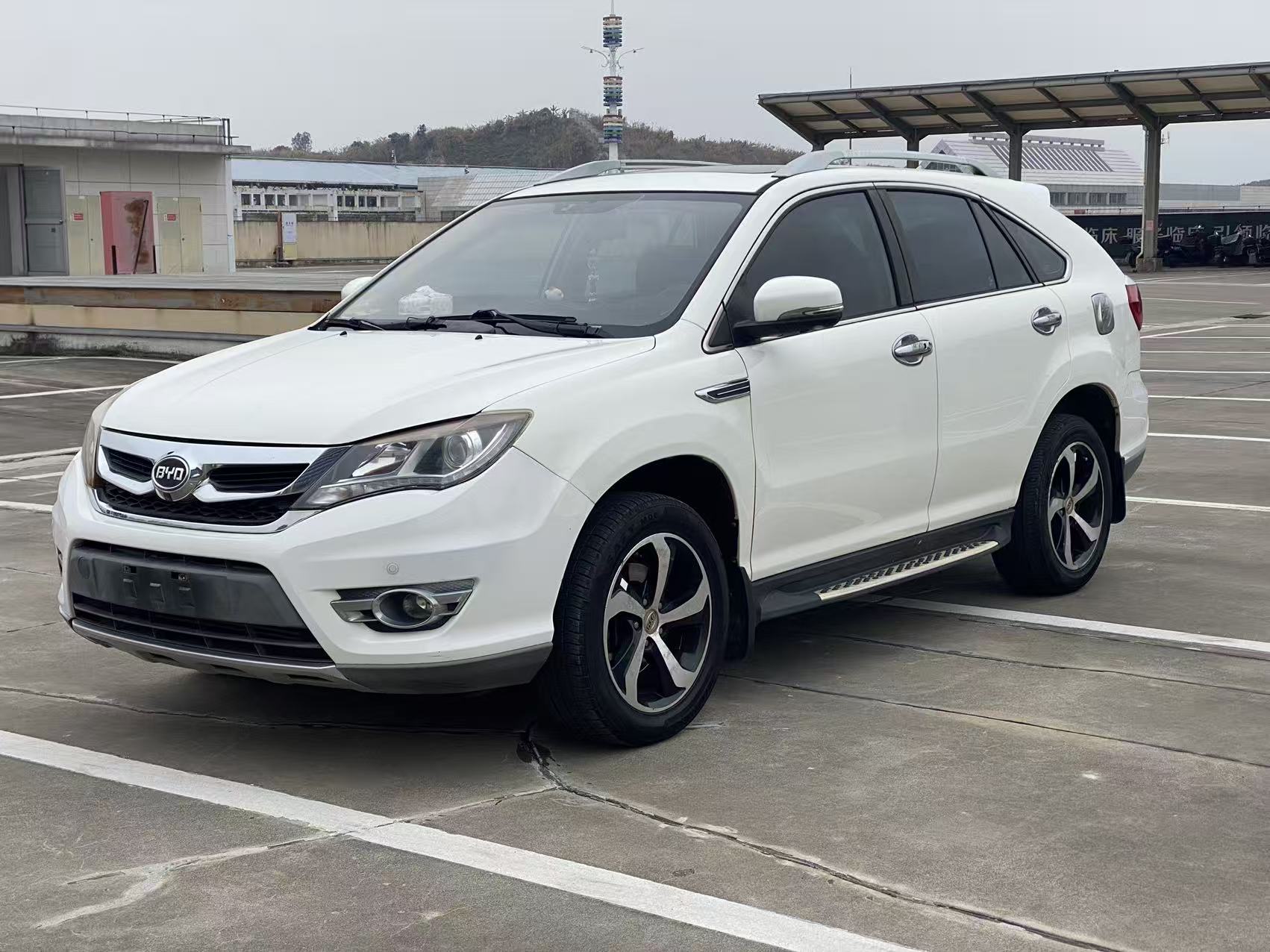 BYD S7 2016 car image 