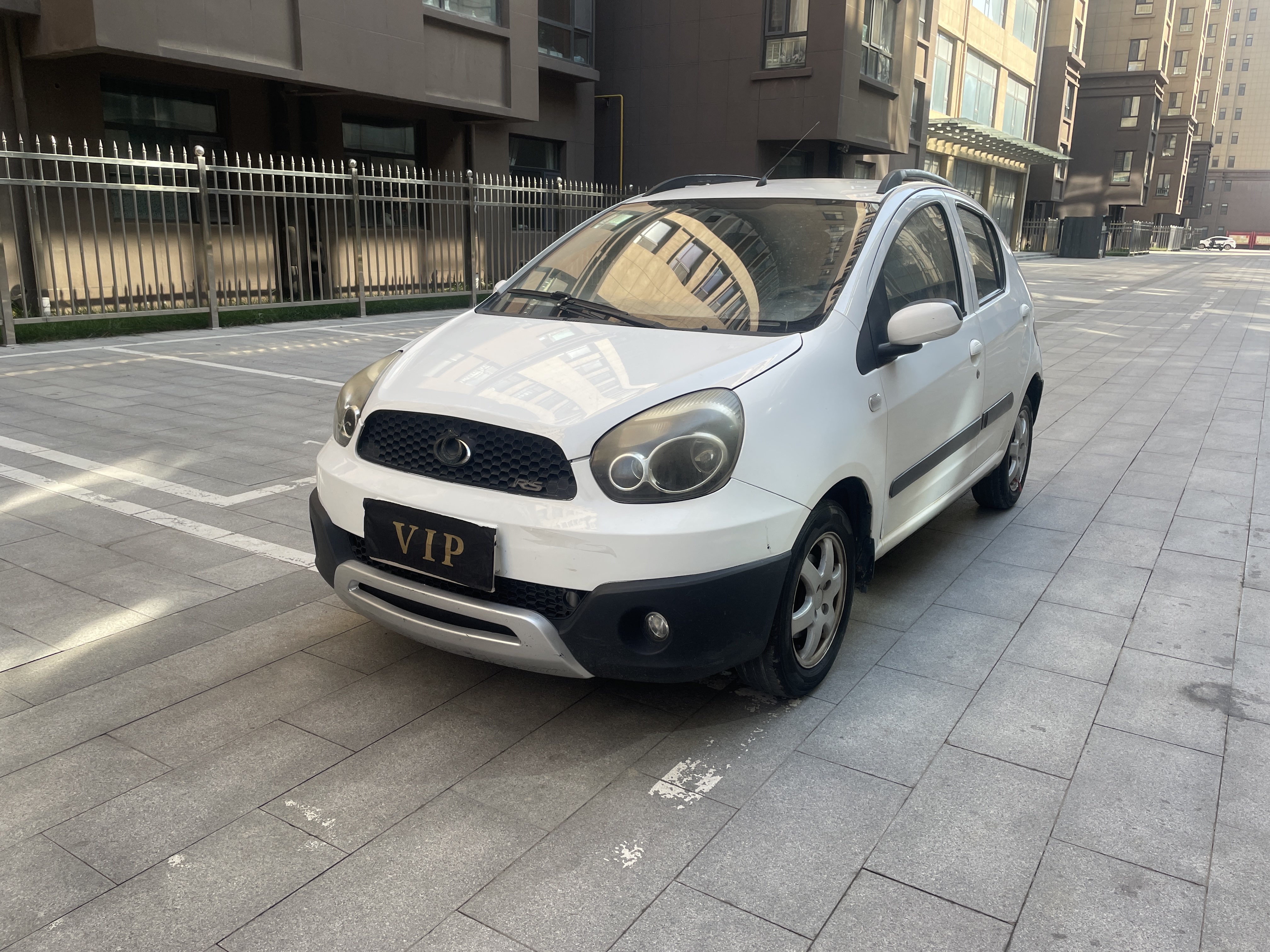 GEELY GX2 2013 GEELY GX2 2013 immagine di auto