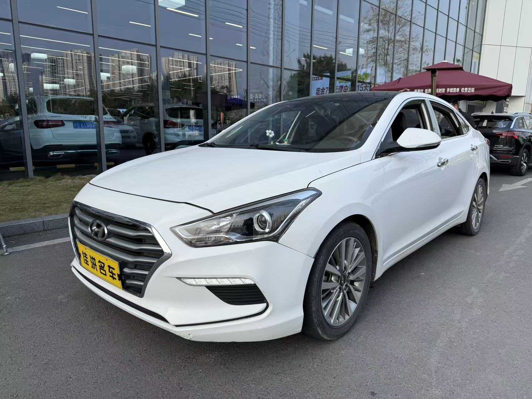 Hyundai Mistra 2017 car image 