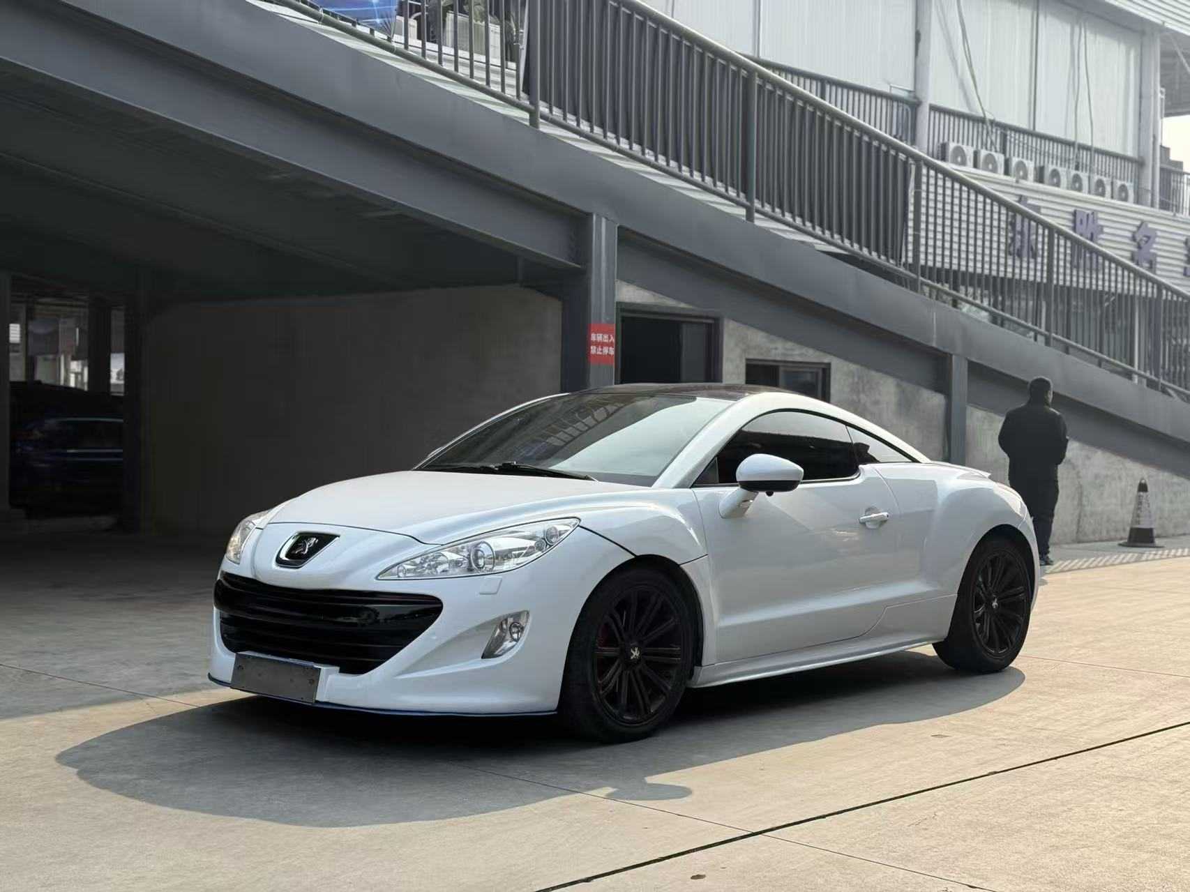 Peugeot RCZ 2012 汽车图片 