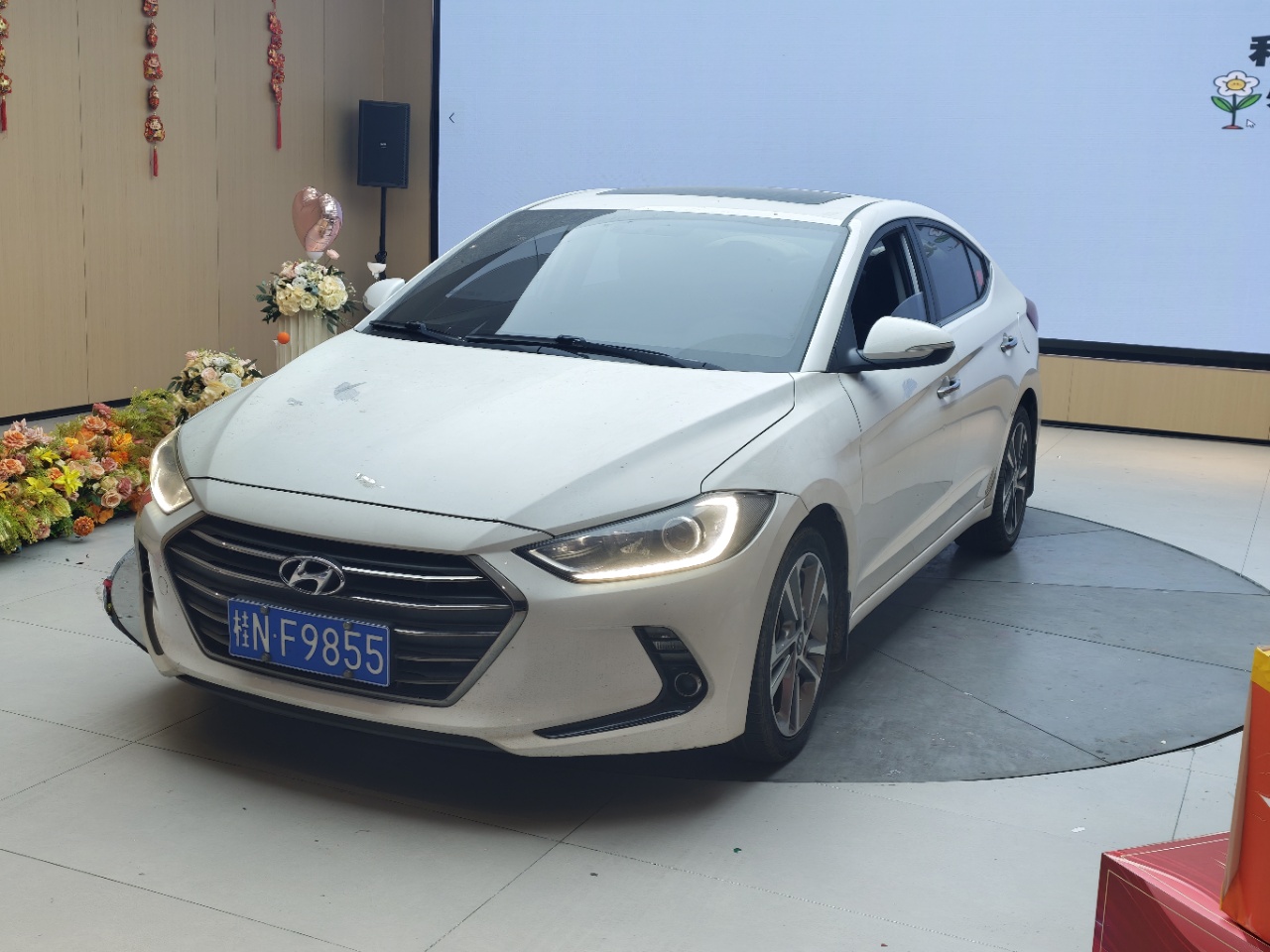 Hyundai Elantra AD 2019 immagine di auto 