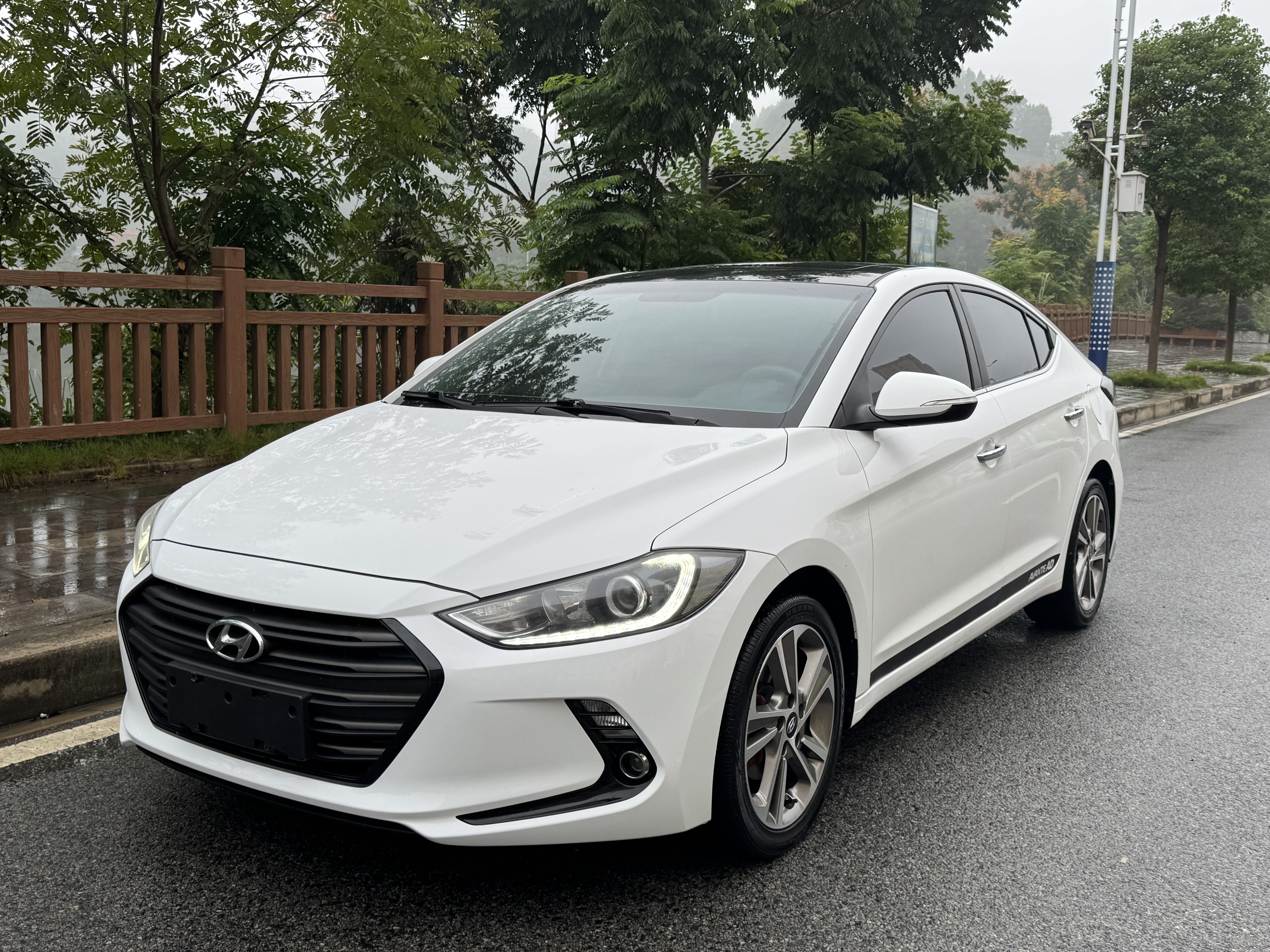 Hyundai Elantra AD 2019 car image 
