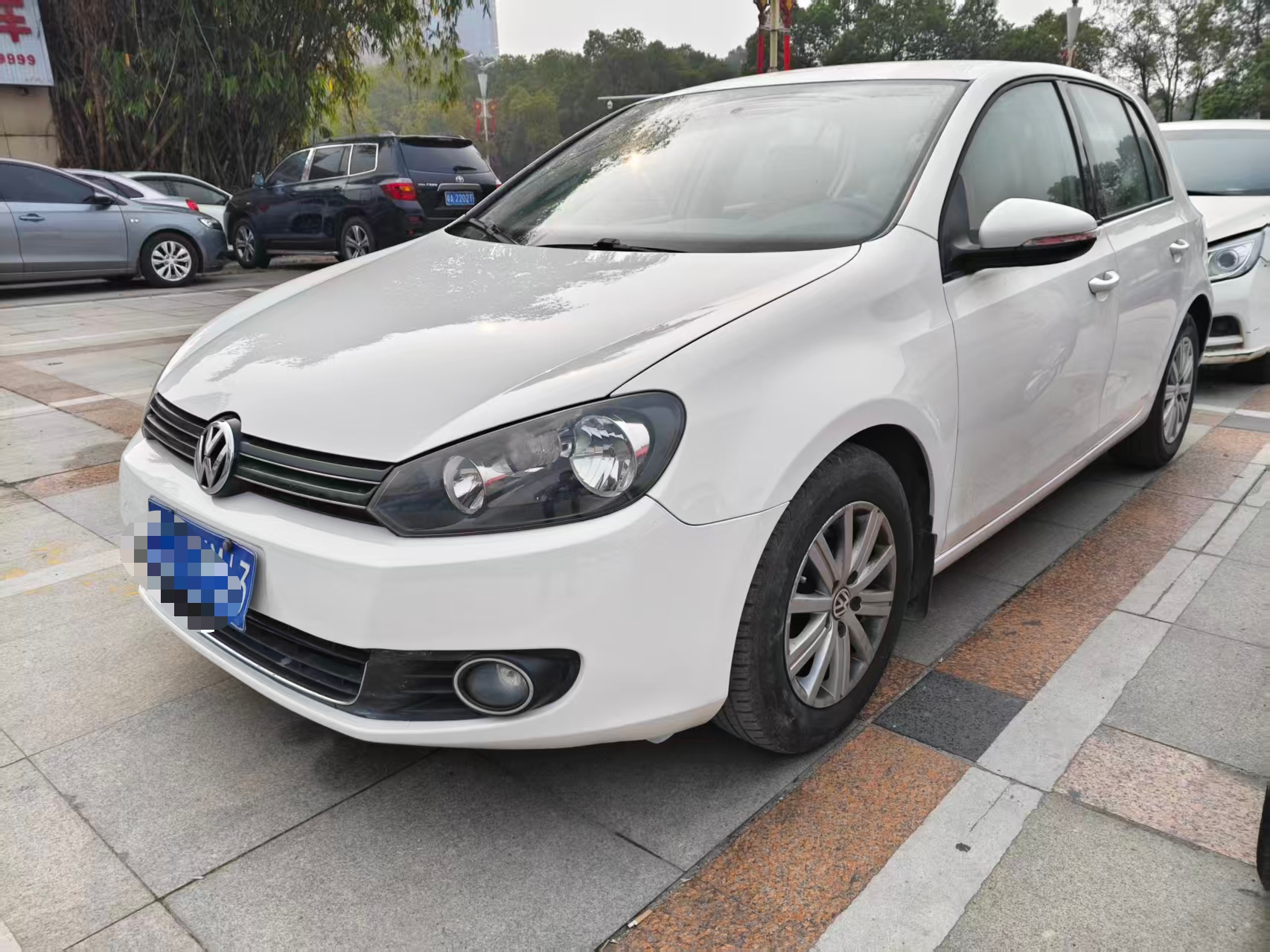 Volkswagen Golf 2012 Volkswagen Golf 2012 car image