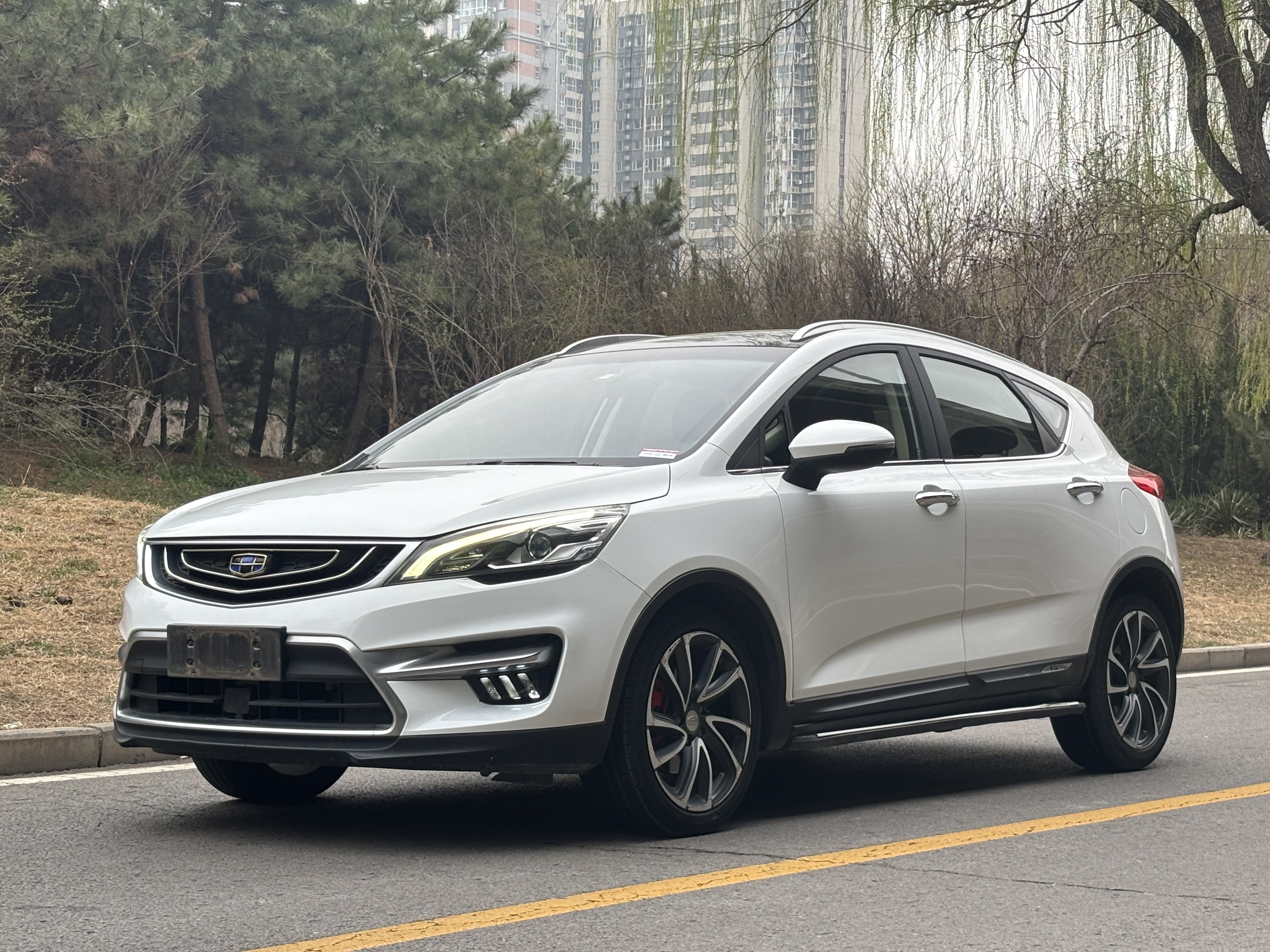 GEELY Emgrand GS 2017 GEELY Emgrand GS 2017 car image