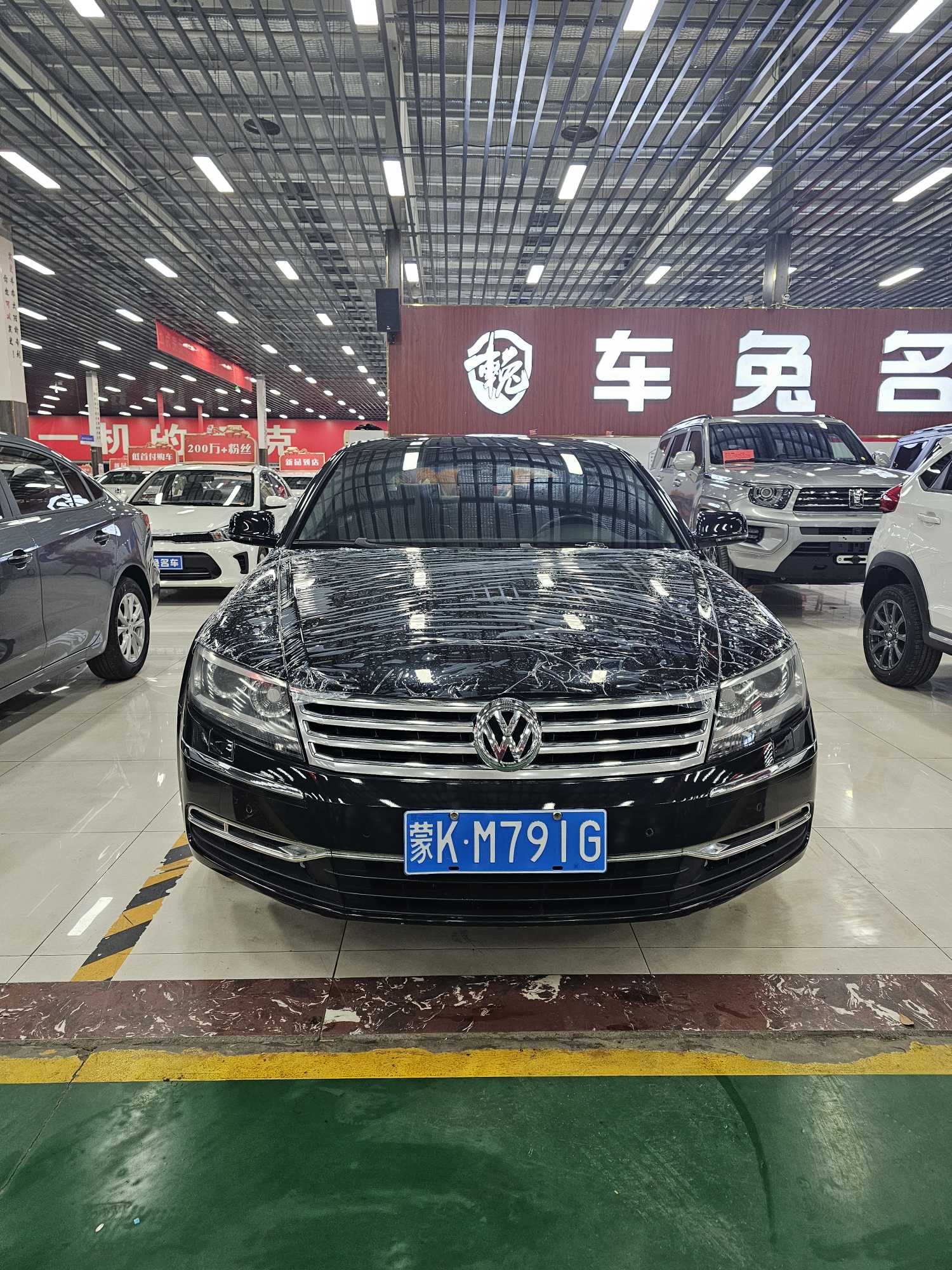 Volkswagen Pheaton 2012 Volkswagen Pheaton 2012 immagine di auto