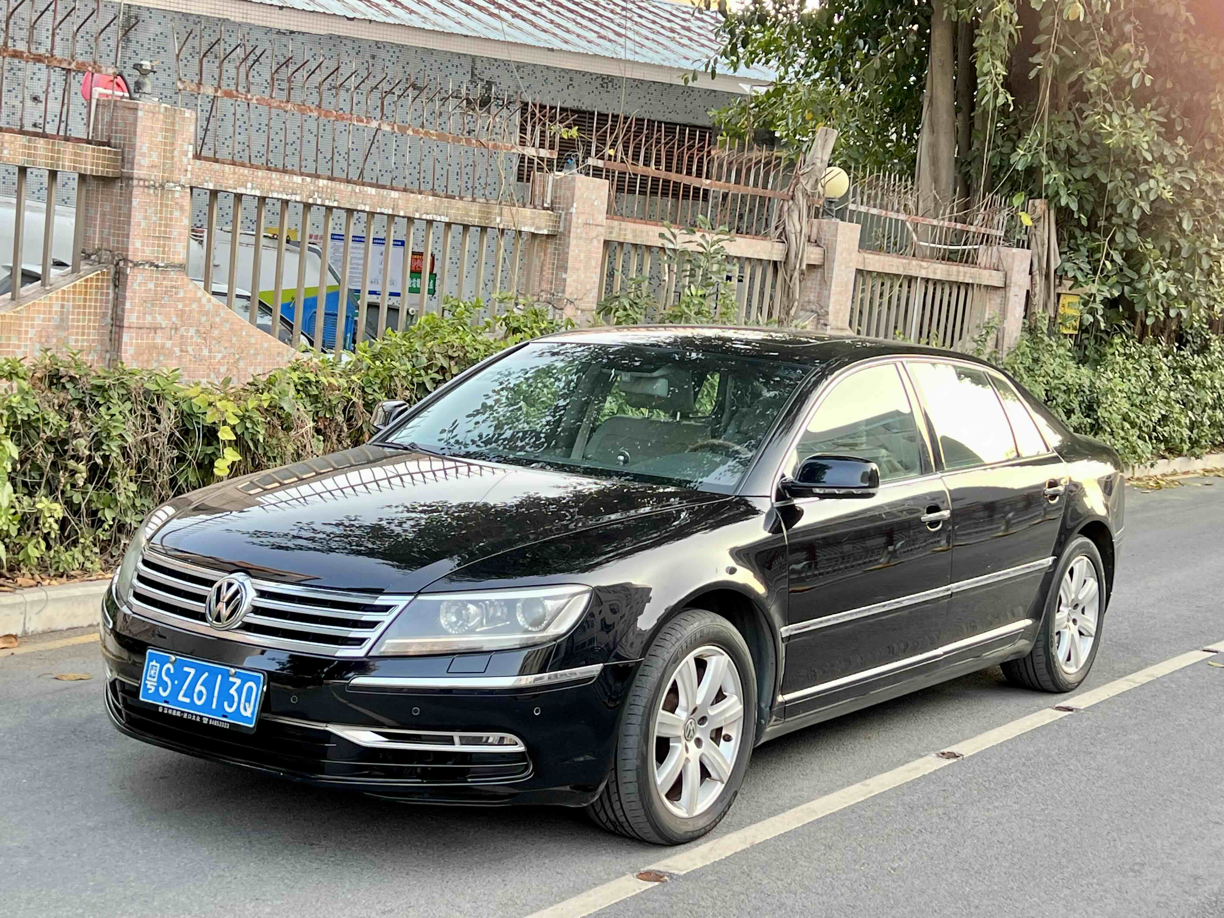 Volkswagen Pheaton 2015 Volkswagen Pheaton 2015 immagine di auto