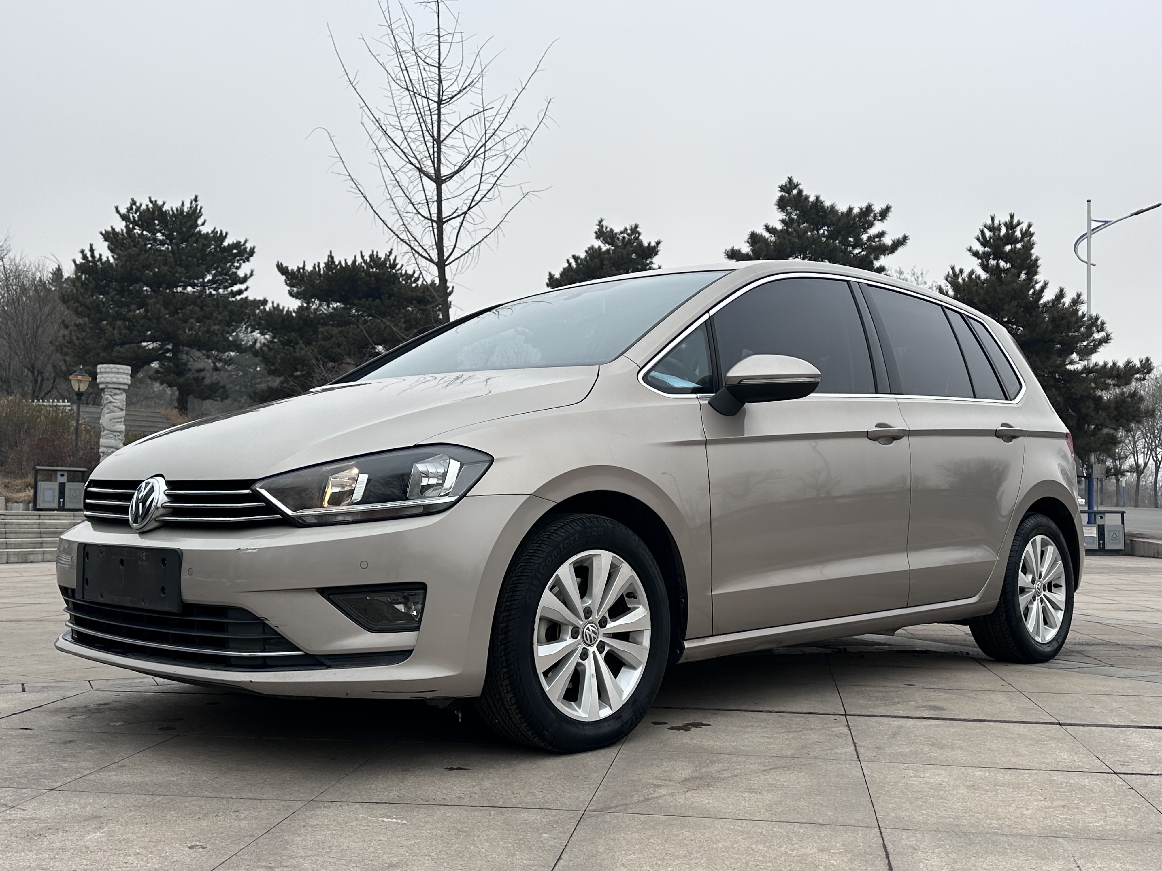 Volkswagen Golf Sportsvan 2016 Volkswagen Golf Sportsvan 2016 汽车图片