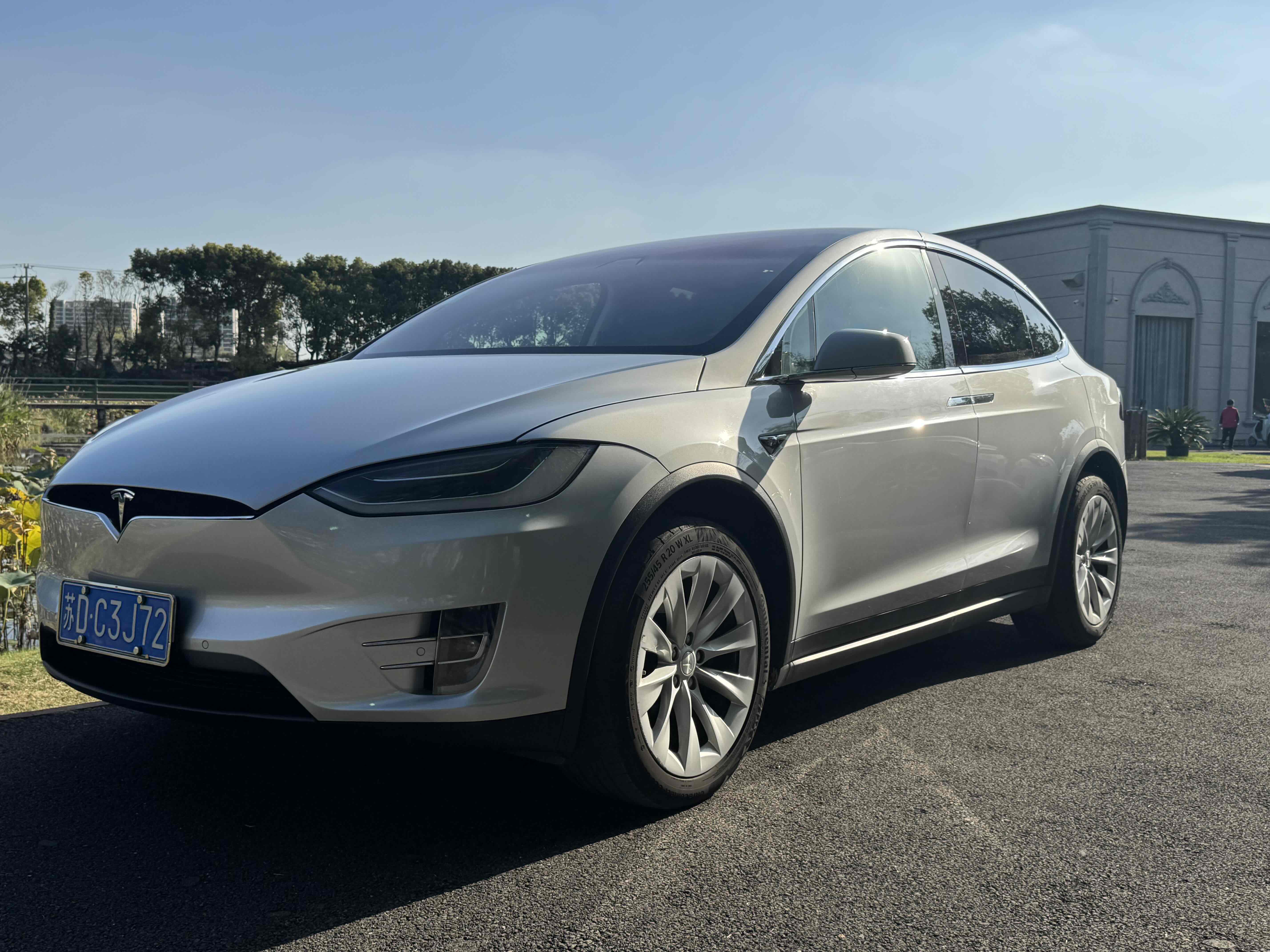 Tesla Model X 2017 汽车图片 