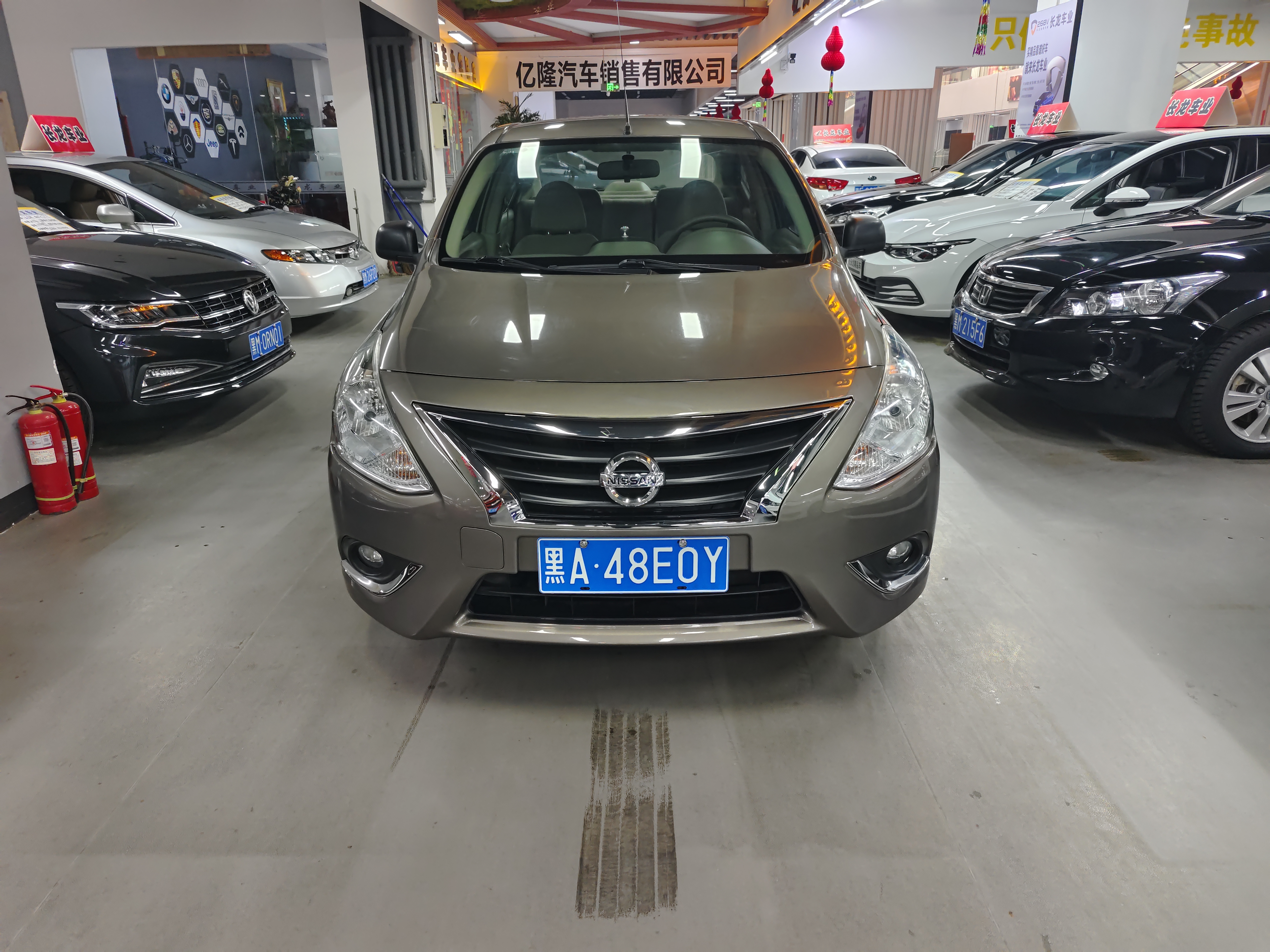 Nissan Sunny 2017 immagine di auto 