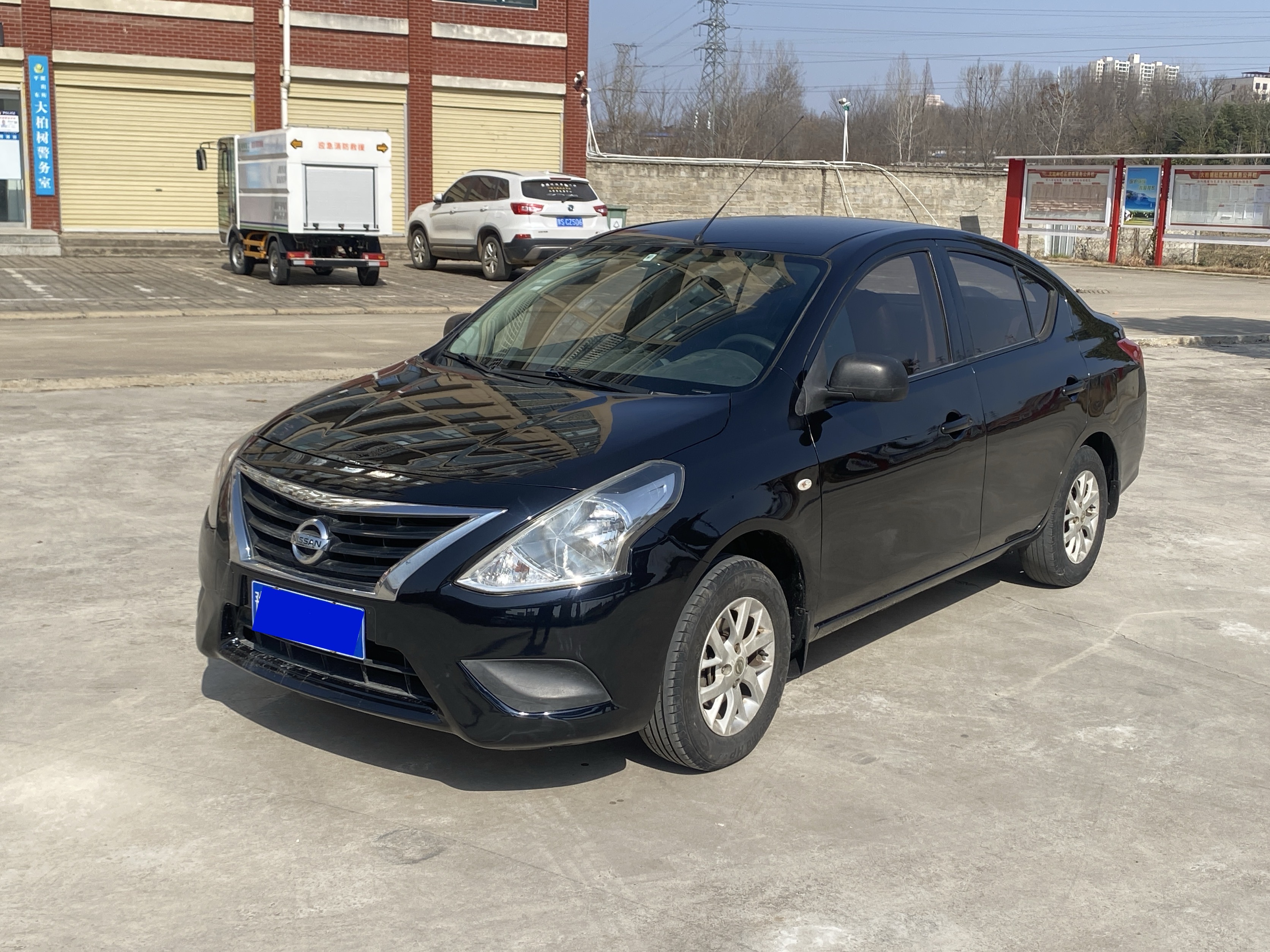 Nissan Sunny 2016 汽车图片 
