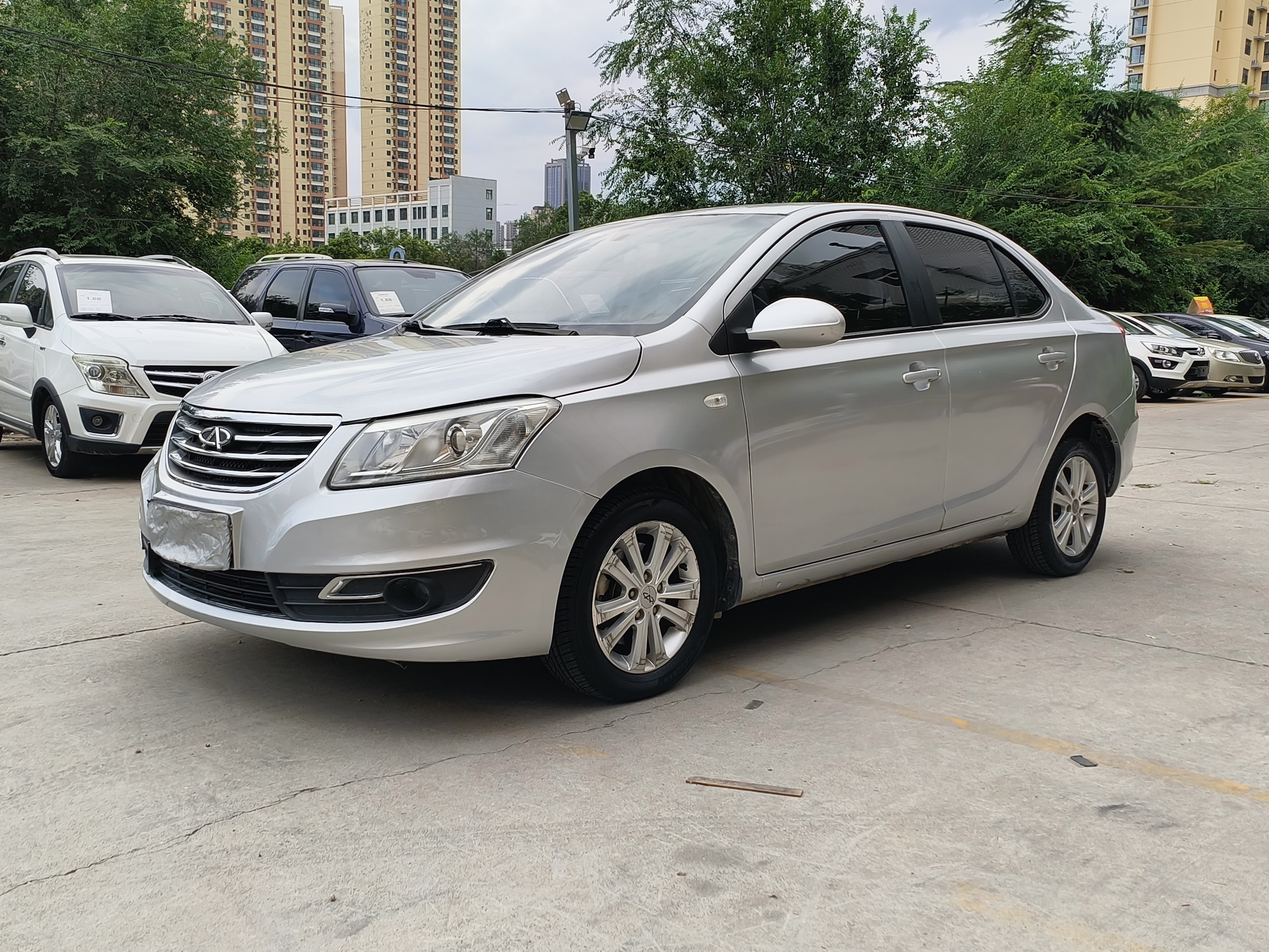 Chery E5 2015 Chery E5 2015 immagine di auto
