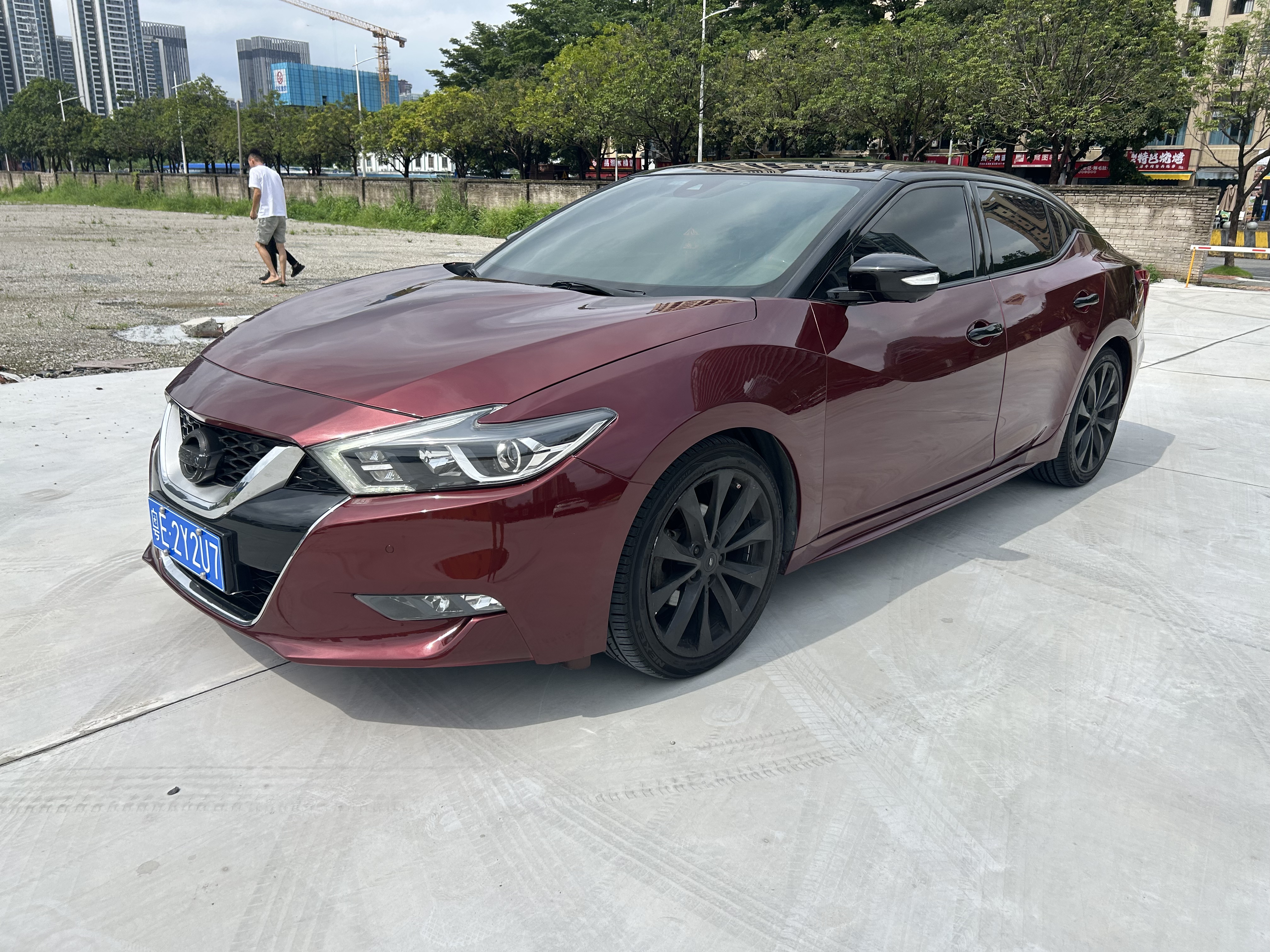 Nissan Maxima 2016 汽车图片 
